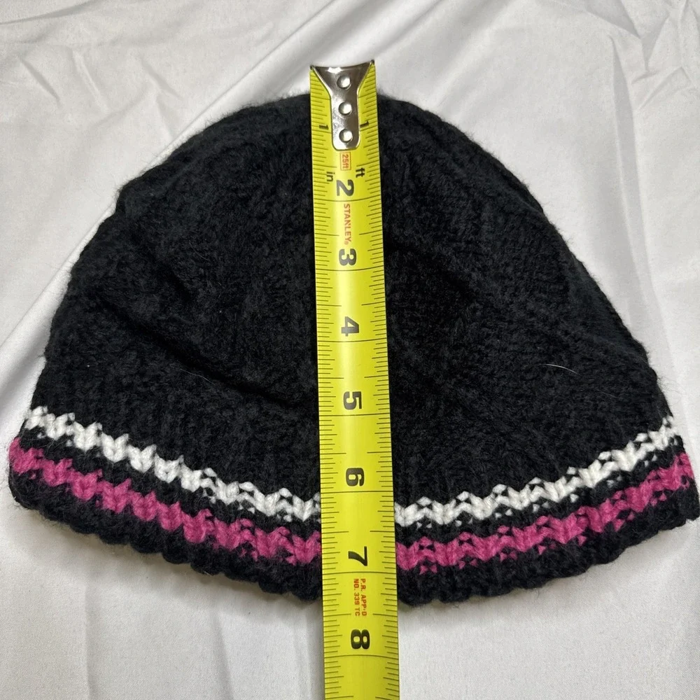 Columbia‎ Youth SM Beanie Black Pink White Striped Fleece Lined Knit Hat CY0077